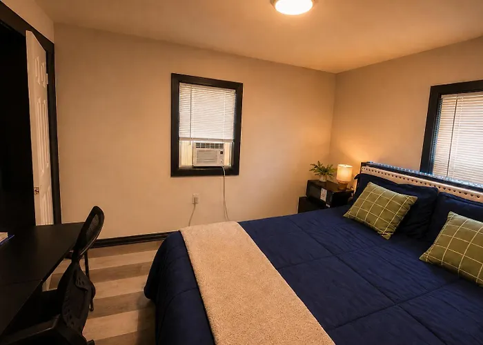 Modern Home, 2 For Professionals And Families Habitación en casa particular Columbus